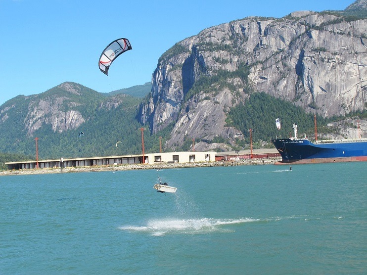 Kiteboarding jump squamish bc